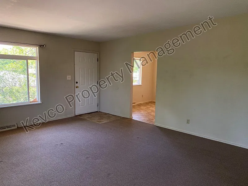 2 bed, 942 sqft, $1,550 — Photo 4