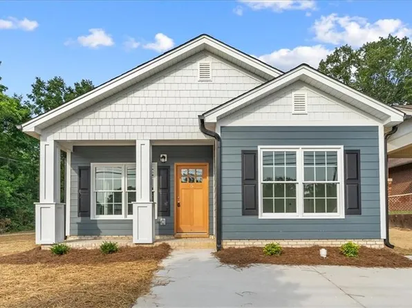 5 Carmalt St, Thomasville, NC 27360