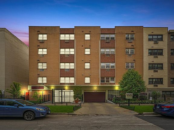 2nd image of 5950 N Kenmore Ave APT 505