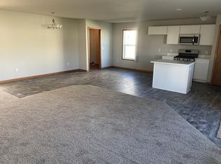 2120 Ridge Ave, Machesney Park, IL 61115