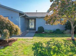 921 Dogwood St, Sweet Home, OR 97386