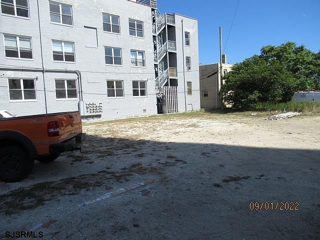 2nd image of 222 Atlantic Ave