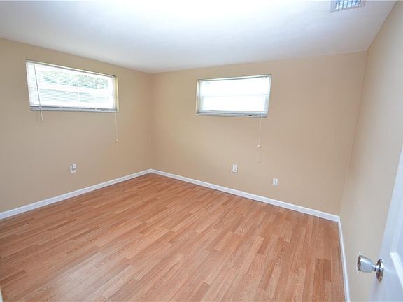 5th image of 3116 Bluebird Dr