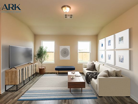 3rd image of 5588 Fox Bluff Dr