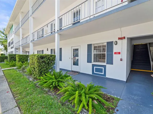 400 Glennes Ln APT 111, Dunedin, FL 34698