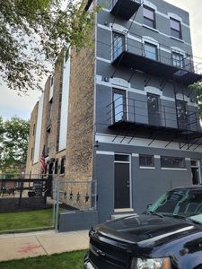 1445 W 16th St, Chicago, IL, 60608