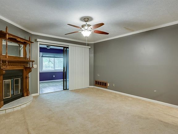 4th image of 11 Woodhill Pl