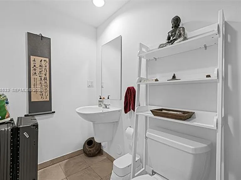 7728 Collins Ave #5 — Photo 18