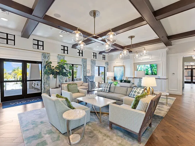 Caroline Bay Ct — Photo 59