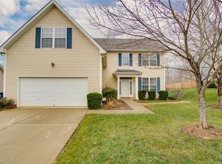 792 Pecan Ridge Cir, Kernersville, NC 27284