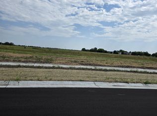 1321 E Northridge St, Valley Center, KS 67147