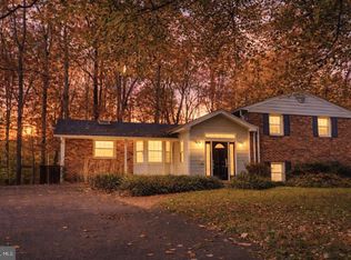 4962 Sabra Ln, Annandale, VA 22003