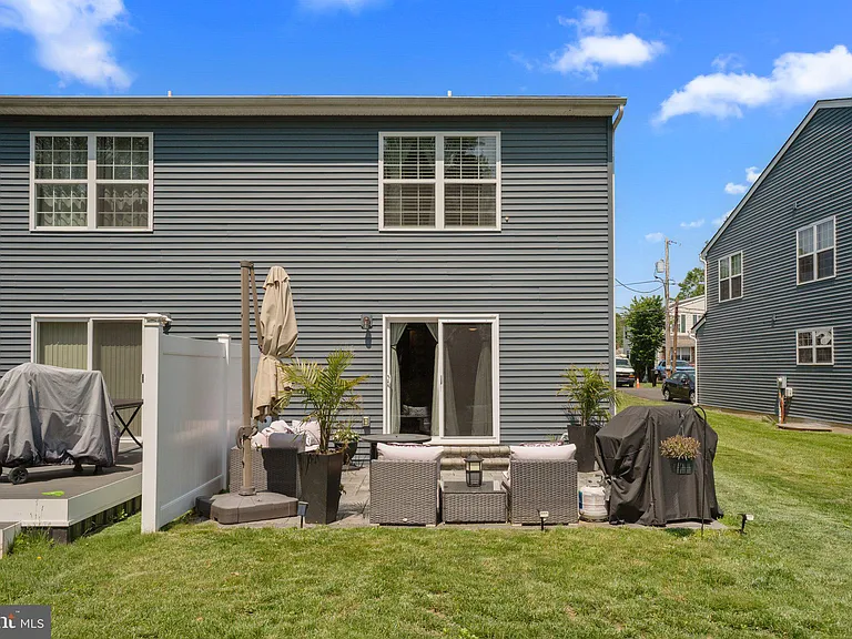 513 Arbutus Ave #A — Photo 27