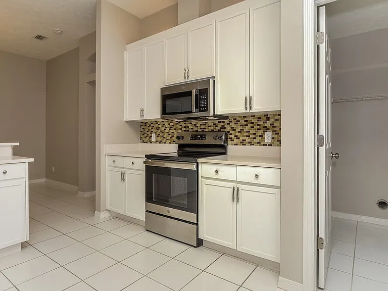 2304 Golf Manor Blvd — Photo 7