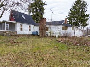 59483 Butcher Rd, Hartford, MI 49057