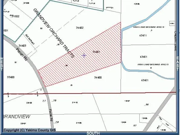 360 Pecan Rd, Grandview, WA 98930