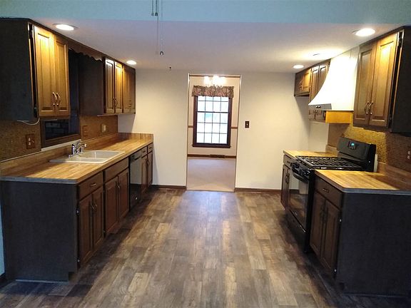 2nd image of 6336 Dornoch Dr