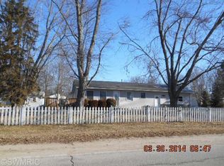 2939 S Shore Dr, Crystal, MI 48818