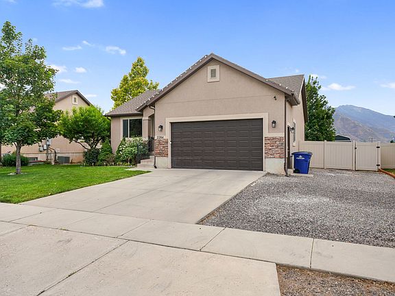 2nd image of 2284 E Rio Grande Dr