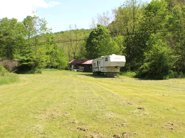Woodrow Rd, Marlinton, WV 24954