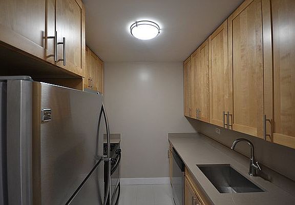 2nd image of 12510 Queens Blvd APT 2607