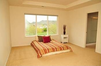4th image of 902 SE Elina Ave