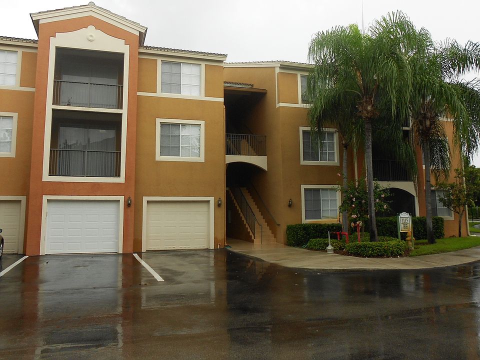 1st image of 1115 Reserve Ct APT 302