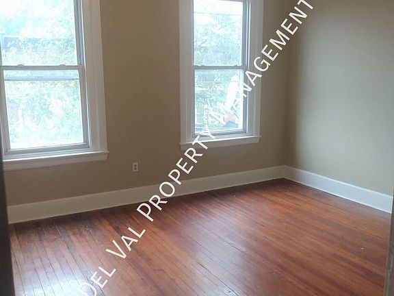 4th image of 3651 N 21st St APT 3