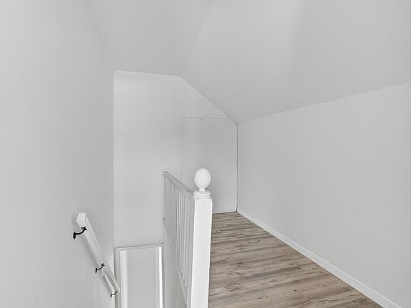 5th image of 400 N Maple Ave #398