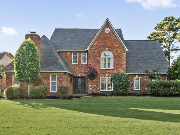 2135 Oaklawn Ln, Germantown, TN 38139