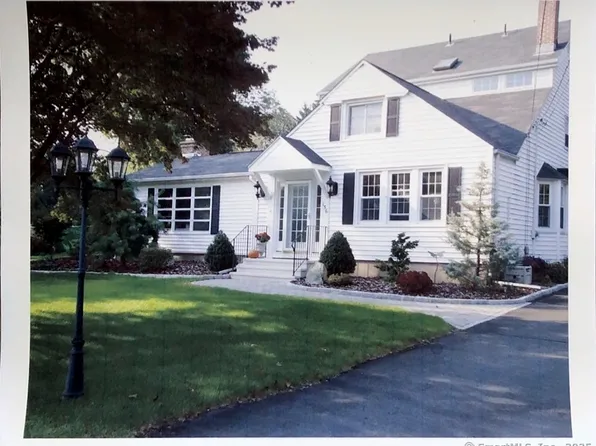 156 Russell Avenue, Orange, CT 06477