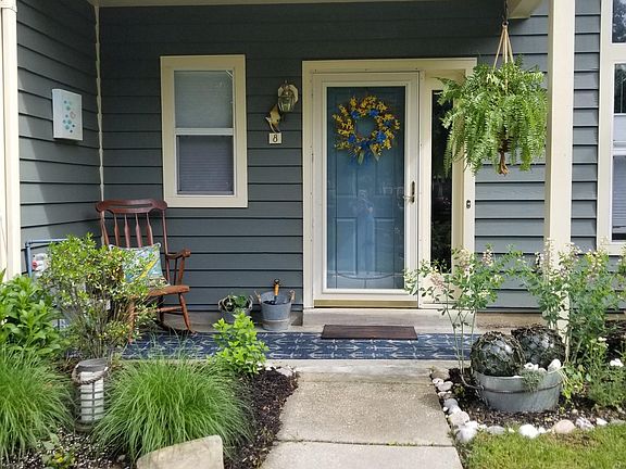 3rd image of 8 Dorset Ct