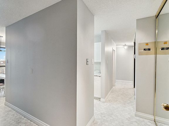 5th image of 10155 114th St NW #402