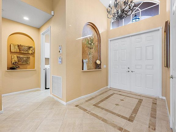 3rd image of 11607 Pamplona Boulevard