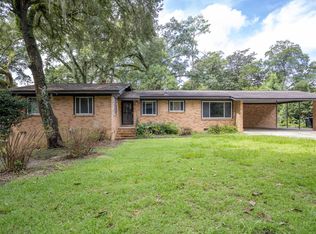 2106 Ridgetop Dr, Tallahassee, FL 32303