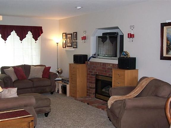 3rd image of 18307 108th Street Ct E
