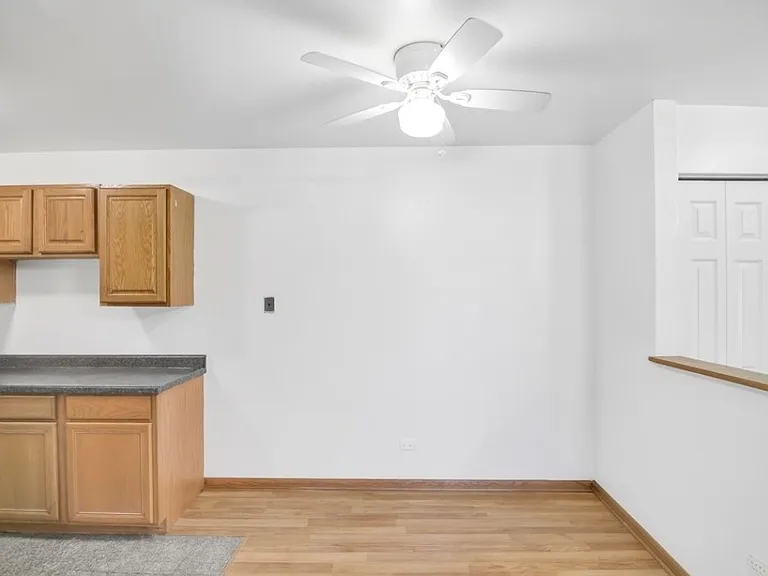 1080 Knoll Ln #305 — Photo 6