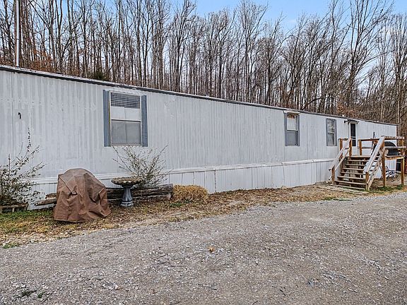 2nd image of 424 Bear Creek Trl