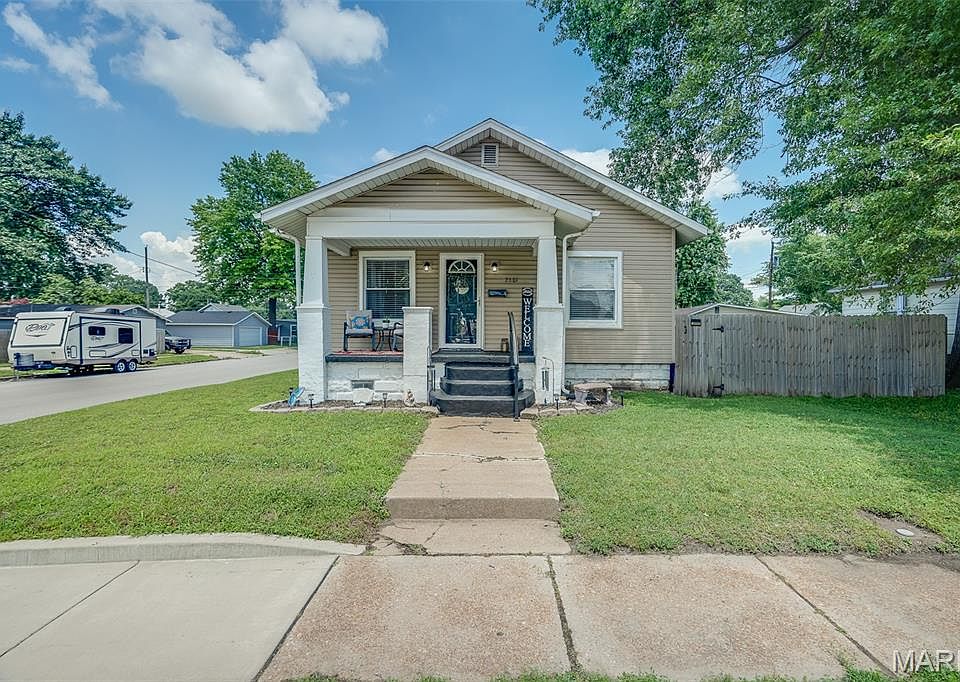 1st image of 2601 Jerden Ave