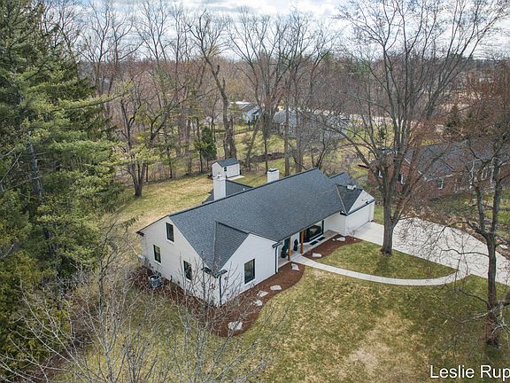 5th image of 20 Middleboro Dr NE