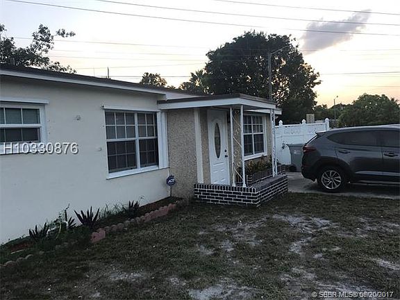 2nd image of 2649 NE 12th Ter