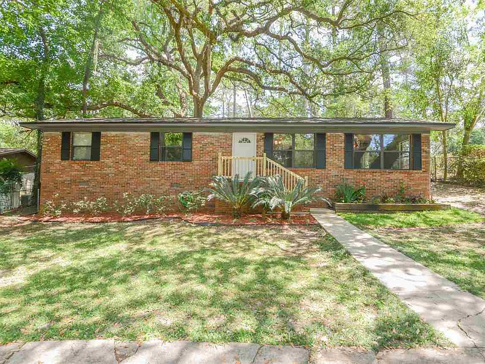 1st image of 2147 Harriet Dr