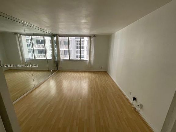 5th image of 1200 West Ave APT 1022