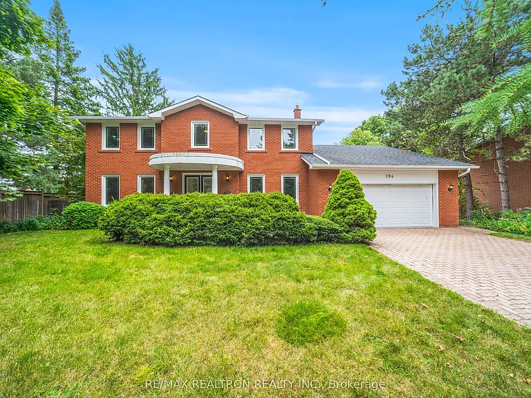194 Glenada Ct — Photo 2