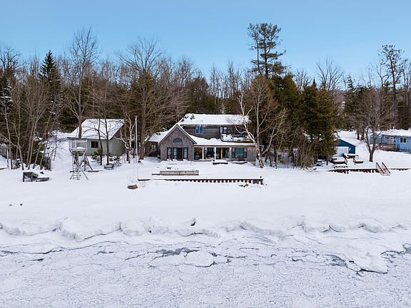 2nd image of 10 S Stony Point Rd