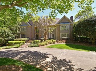 4448 Bent Tree Farm Rd, Winston Salem, NC 27106