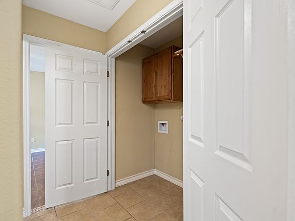 5th image of 13673 Teague Ln #20