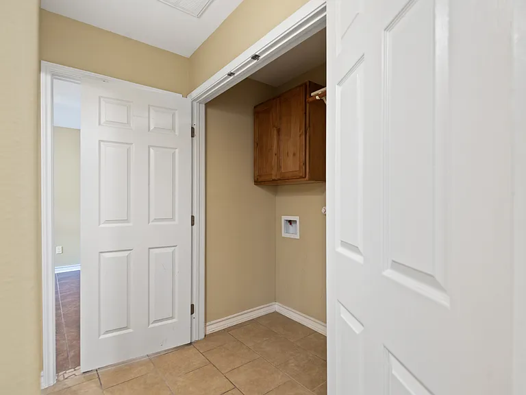 13673 Teague Ln — Photo 6