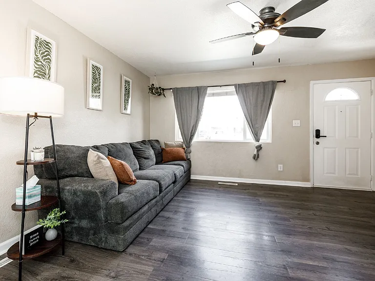 1703 Harrow Rd — Photo 10