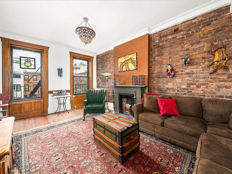 1st image of 135 Garfield Pl APT 3R